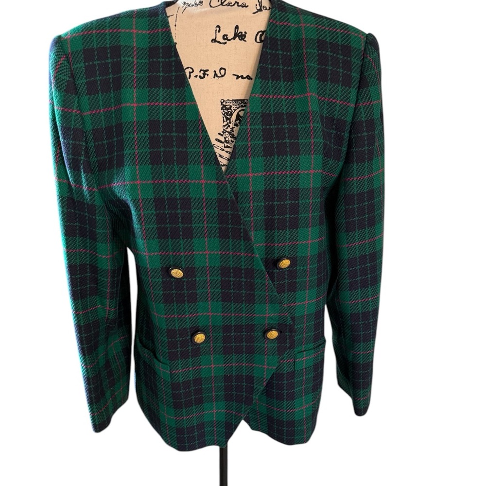 Executive Collection Skirt Suit Vintage 14